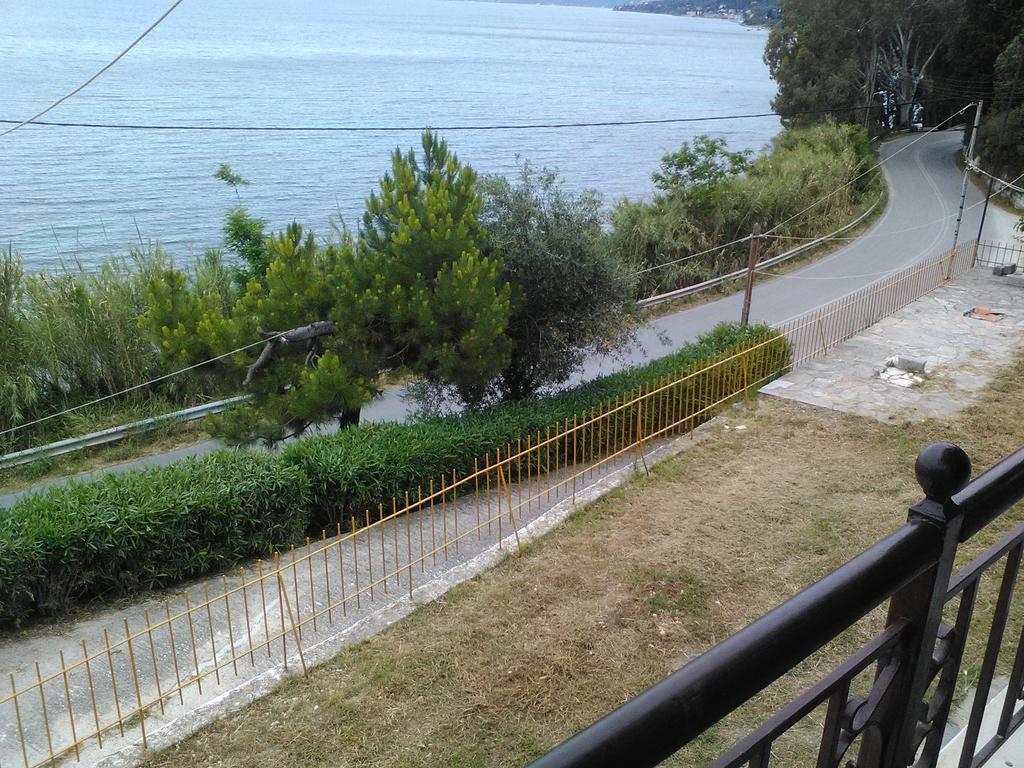 Sol E Mar Sea Side View
