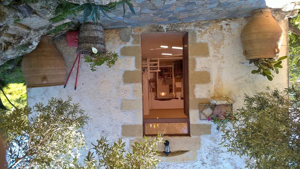 Holiday home Tsikalaria Traditional Stone House