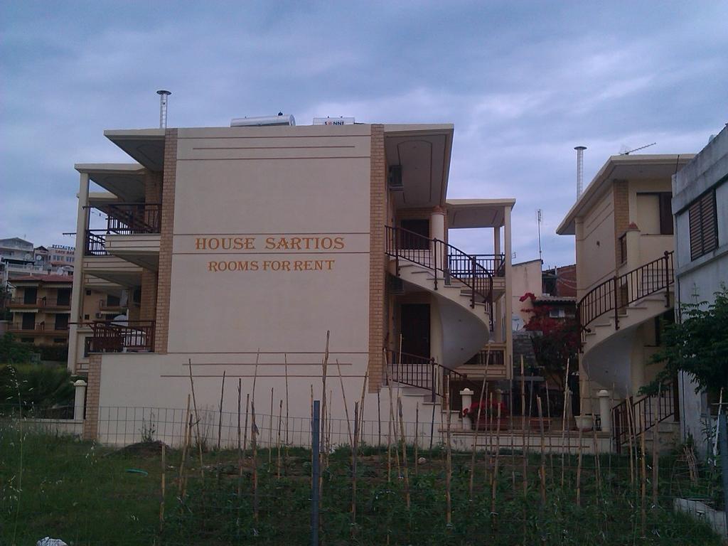 House Sartios