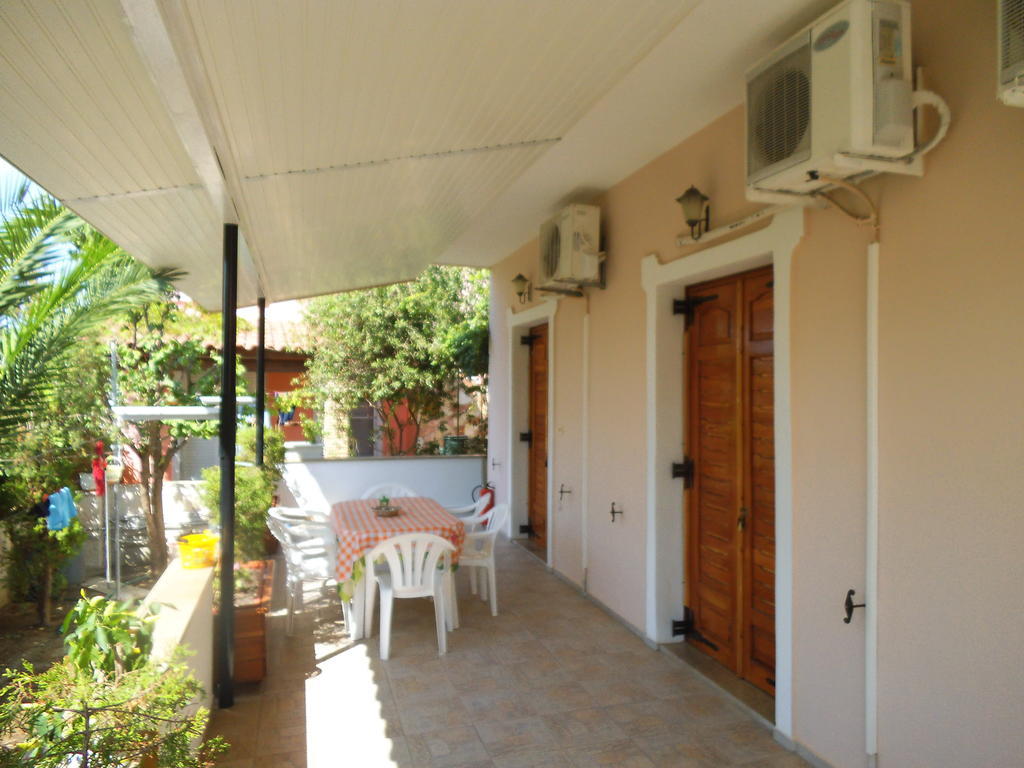 Apartment Xenos *