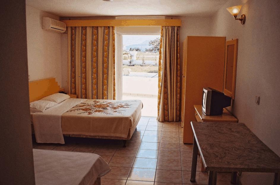 Hotel Nina 3*