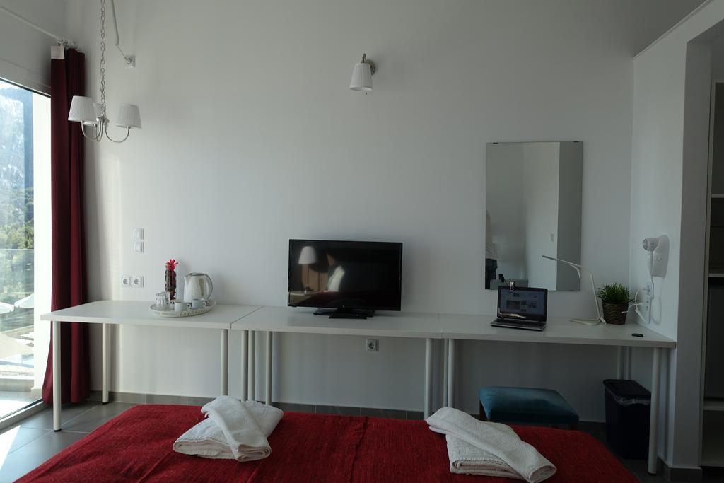 Hotel Rene Skiathos Town