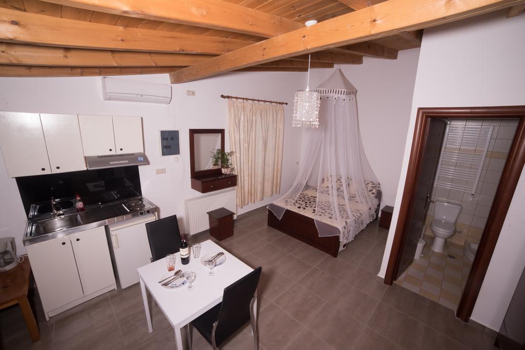 Apartment Bodikos & *
