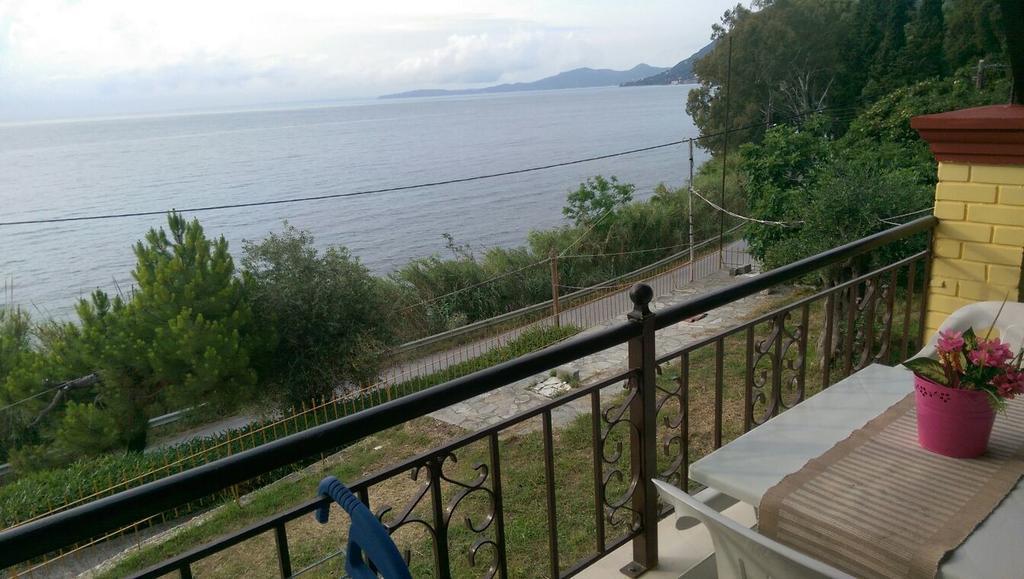 Apartment Sol E Mar Sea Side View