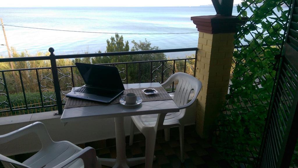 Apartment Sol E Mar Sea Side View