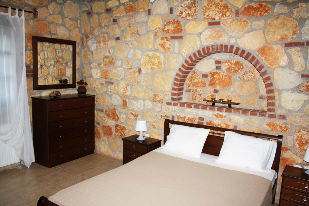 Holiday home Stonehouse Ioannis