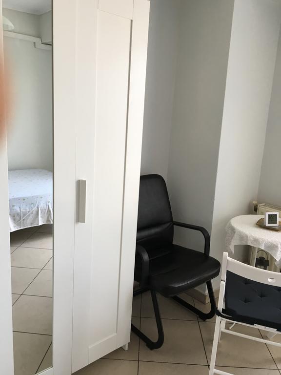 Apartment Office-studio Theoxaris *
