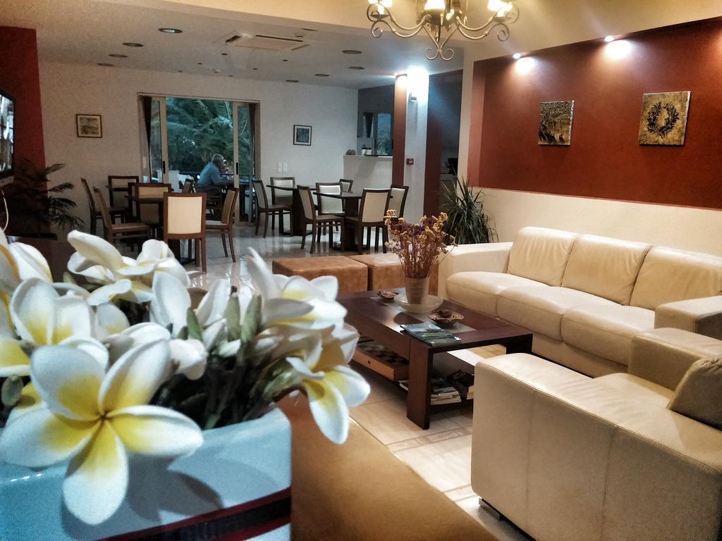 Hotel Ostria *