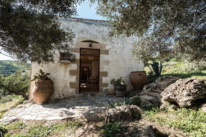 Holiday home Tsikalaria Traditional Stone House