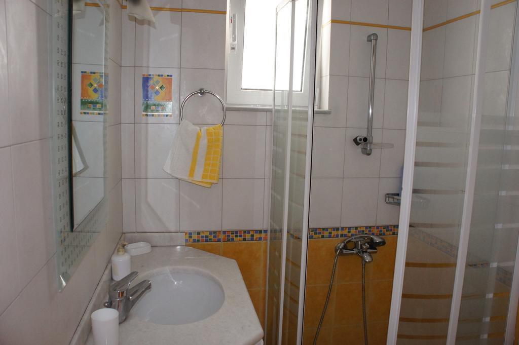 Villa Rodos *