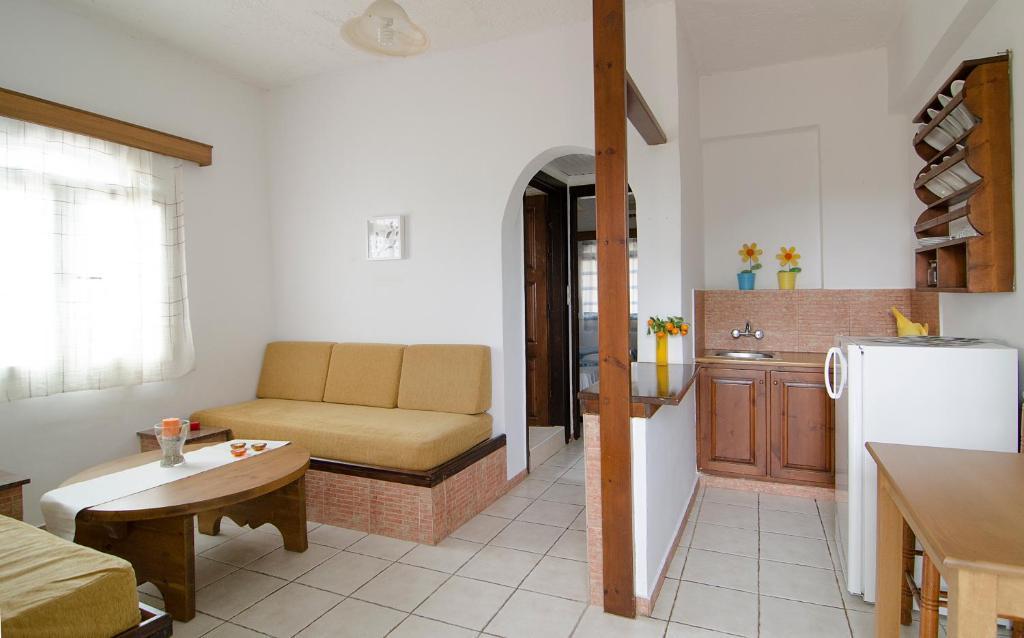 Elia & Tina Apartments Hersonissos (Crete)