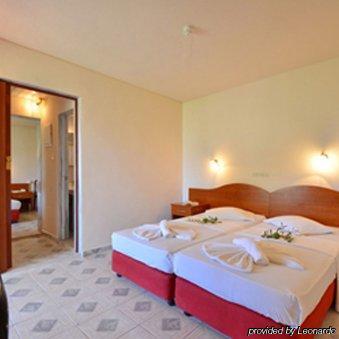Hotel Sousouras 3*