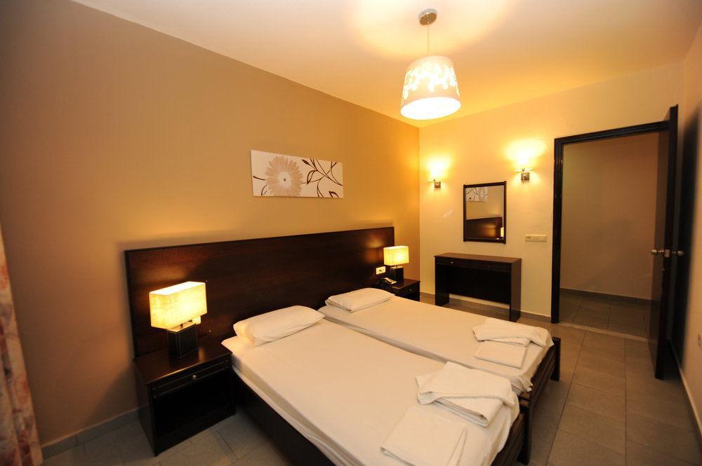 Ialysos City Hotel