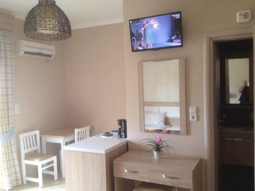 Socrates Aparthotel