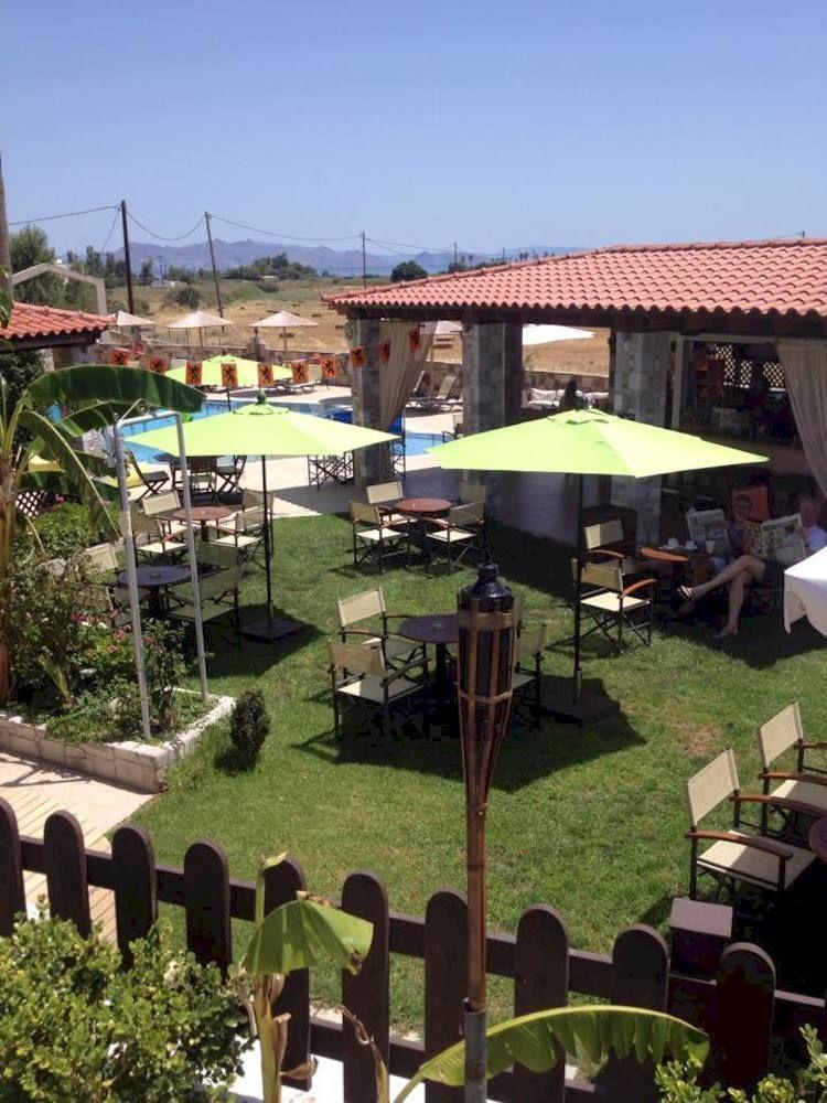 Socrates Aparthotel 3*