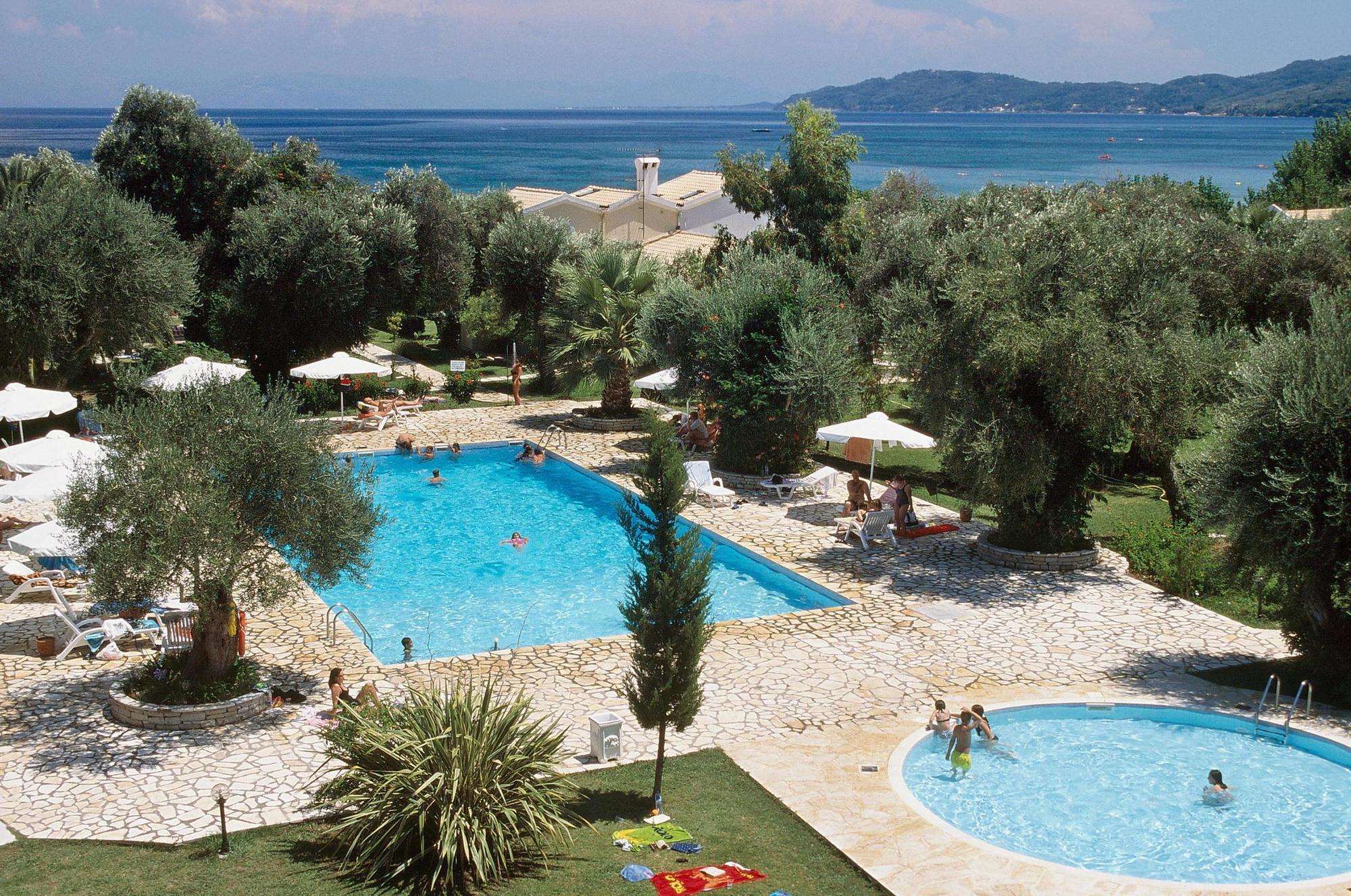 Delfinia Hotel Moraitika