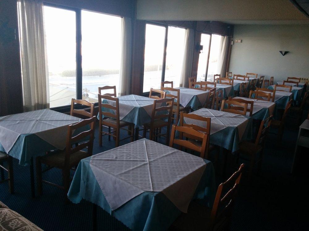 Atlantis Hotel Corfu (city)