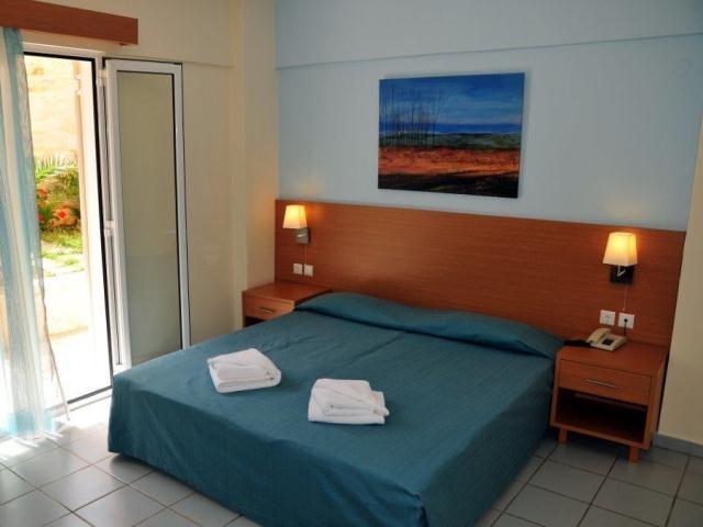 Acropolis Aparthotel Hersonissos (Crete)