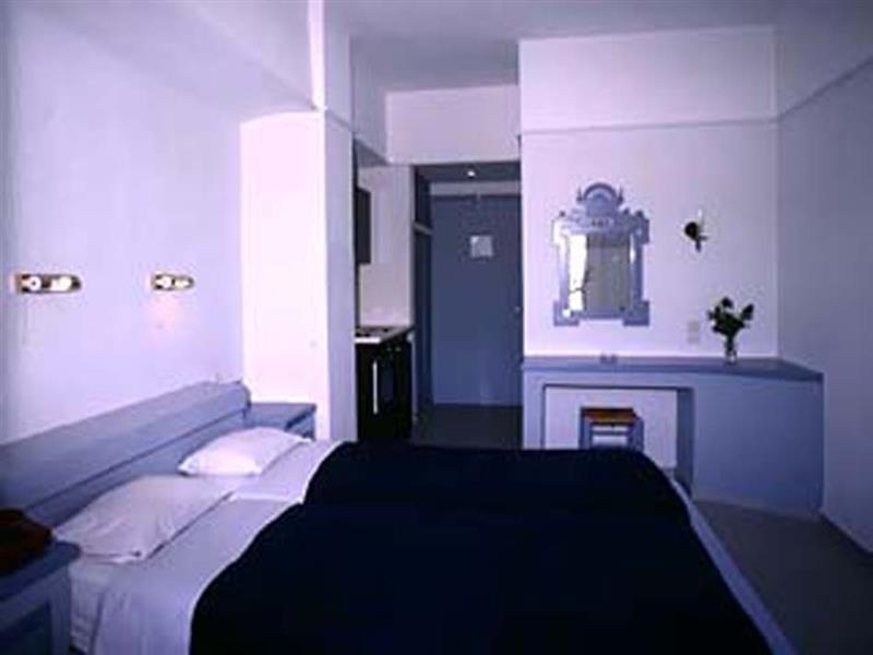 Ormos Apartment *