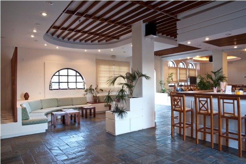 Albatross Hotel Maleme (Crete)