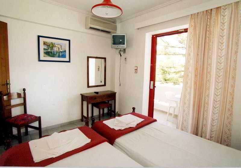 Lenaki Apartment *