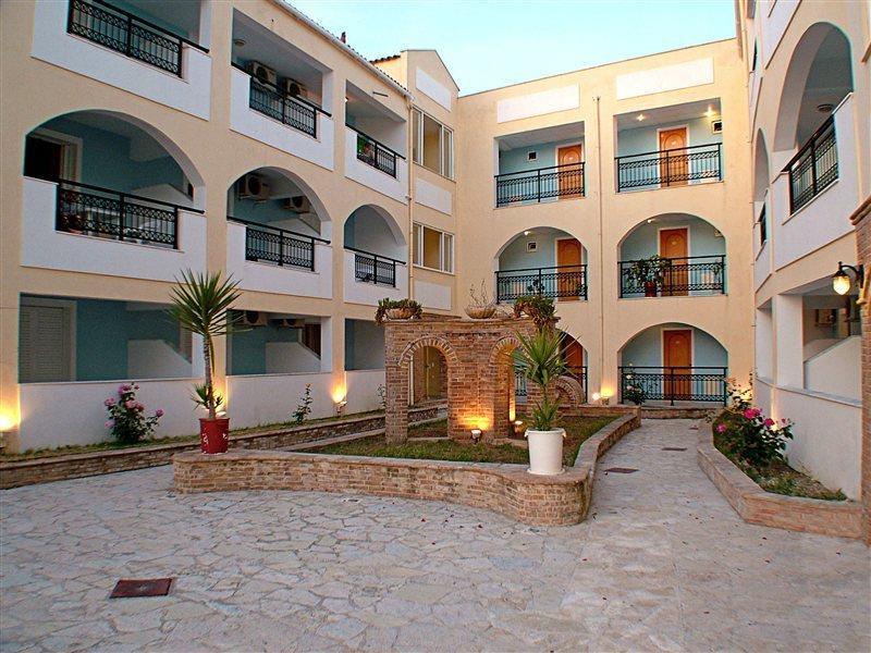 Karras Hotel Laganas