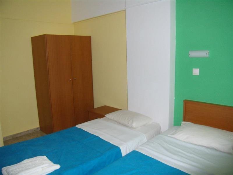 Paradise Aparthotel 2*