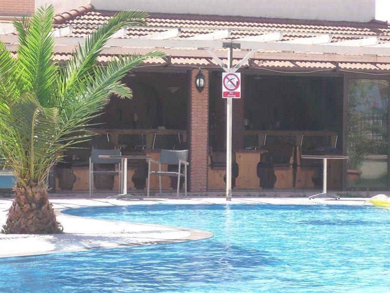 Lyristis * Faliraki
