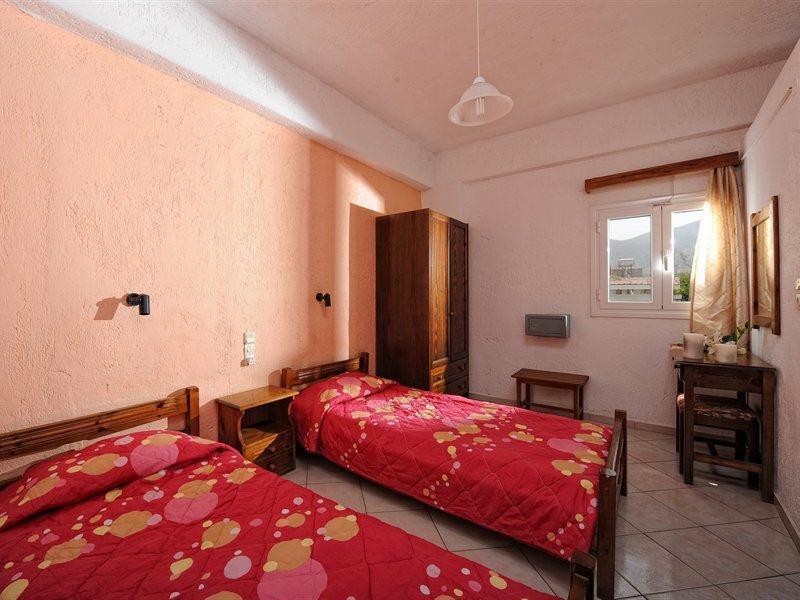 Primavera & 3* Malia (Crete)
