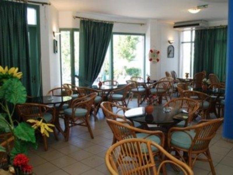 Minos Bay Apartment *