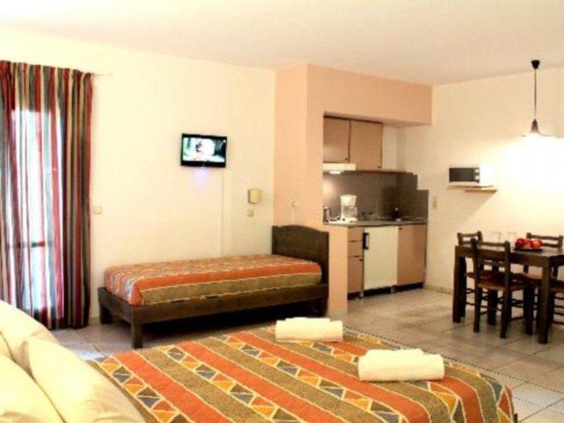 Latania Studios Apartments Apartment Stalida