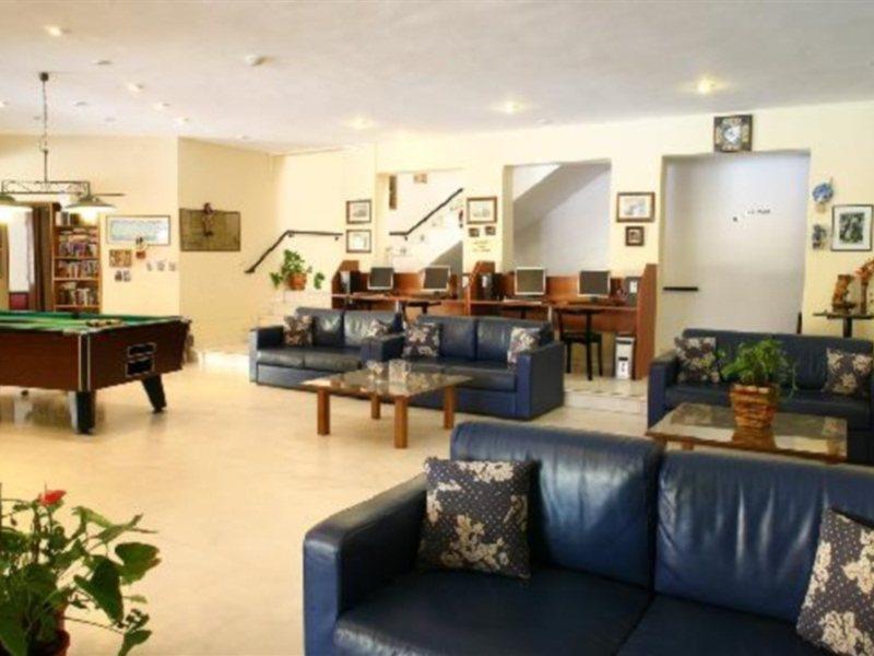 Latania Studios Apartments *