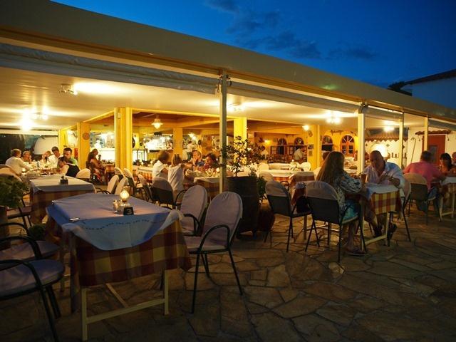 Muses Hotel Koukounaries
