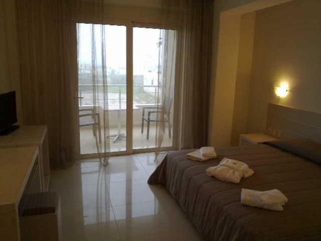 Apollo Hotel 3*
