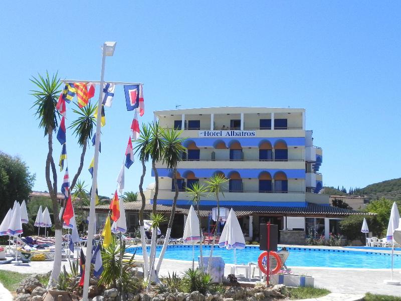 Albatros Hotel 3*