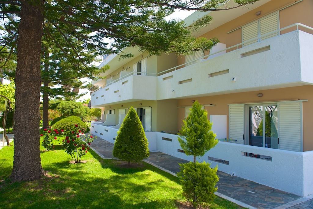 Lenaki Apartment *