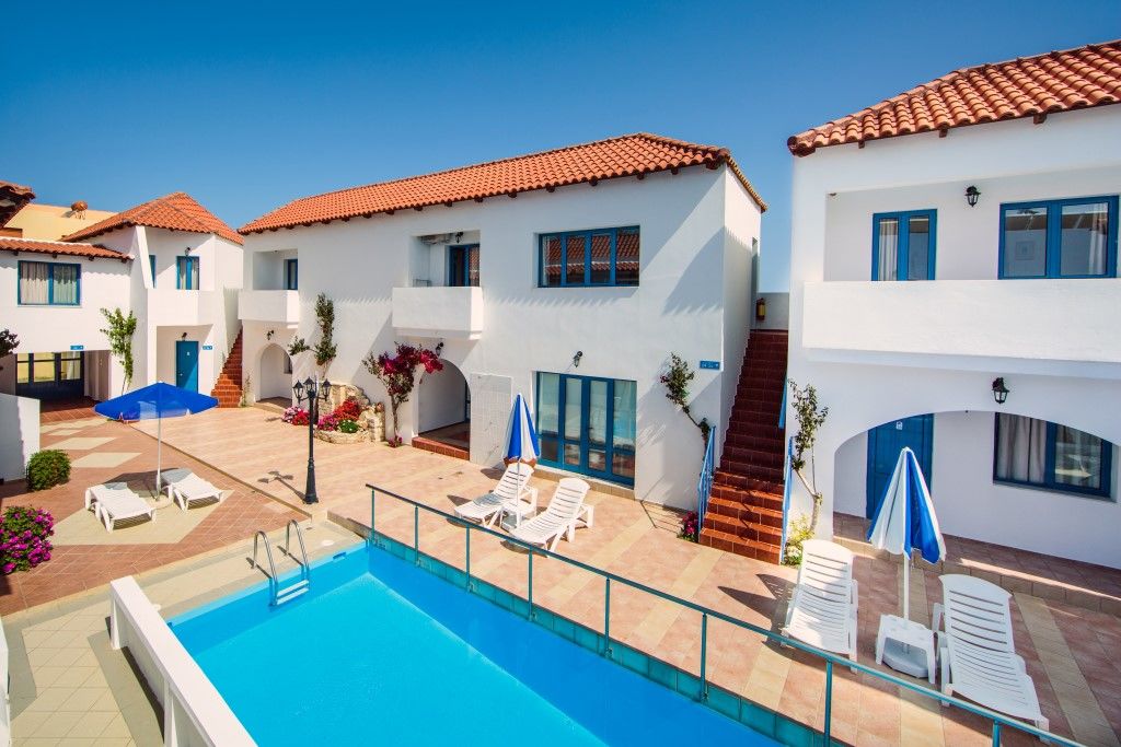 Aparthotel Iliana 2*