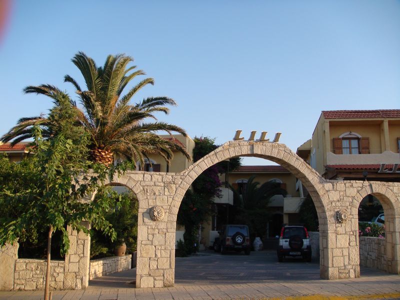Lili Hotel Gazi