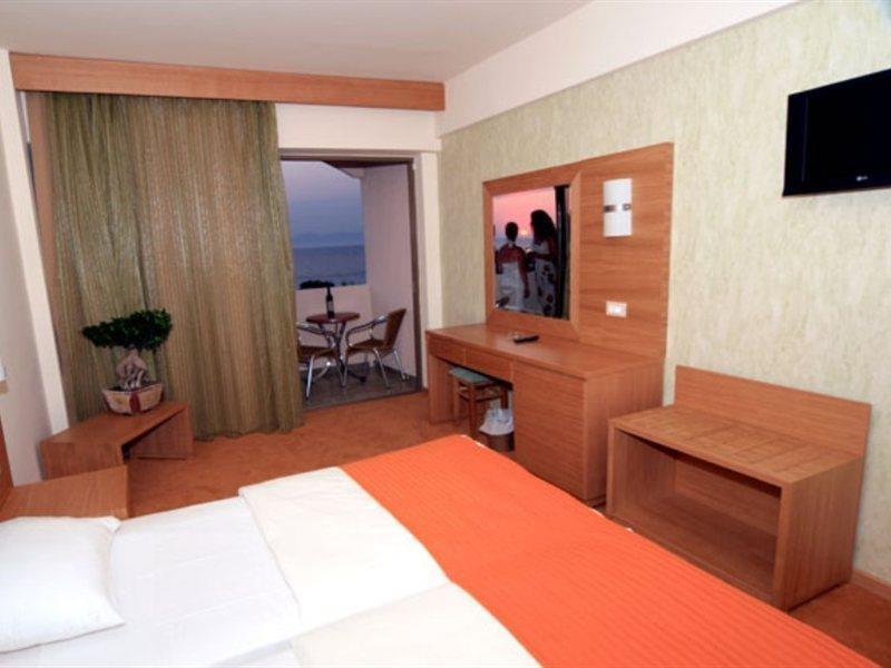 Ialyssos Bay 4* Ialysos (Rhodes)