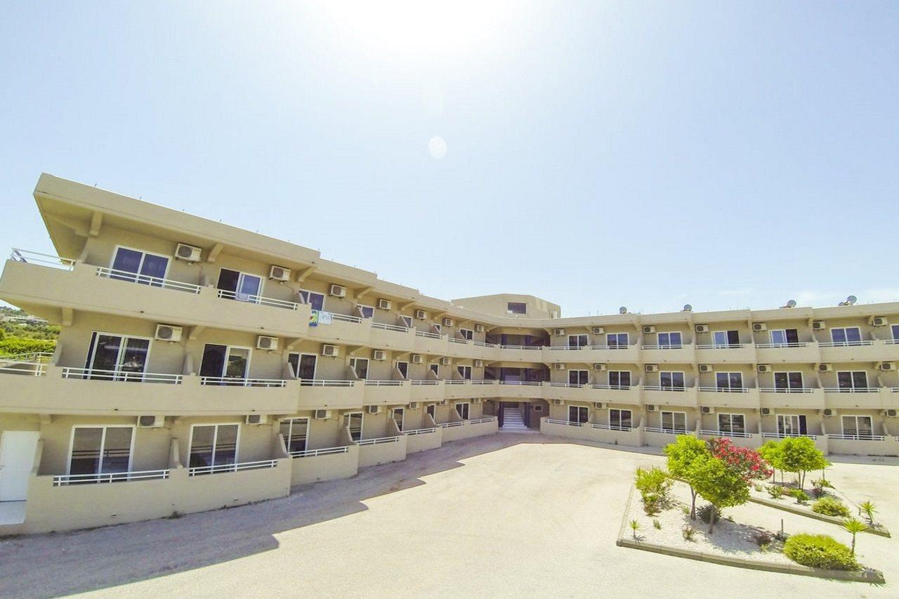 Hillside & Aparthotel