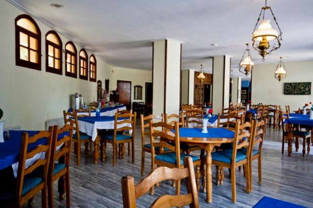 Theodorou Aparthotel