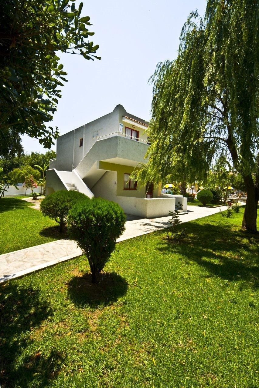 Lenaki Apartment *