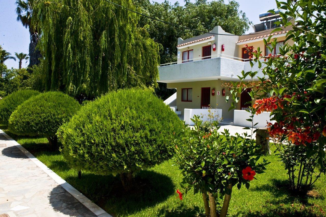 Lenaki Apartment