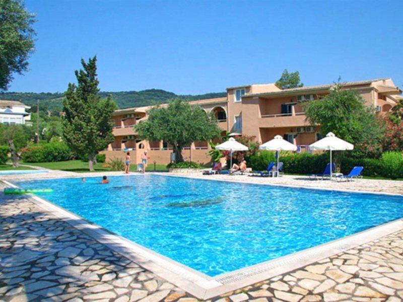 Delfinia Hotel