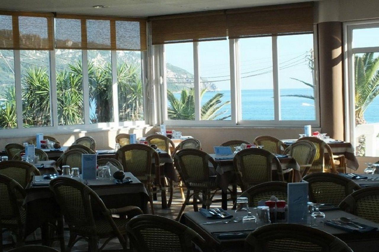 Belle Helene 3*