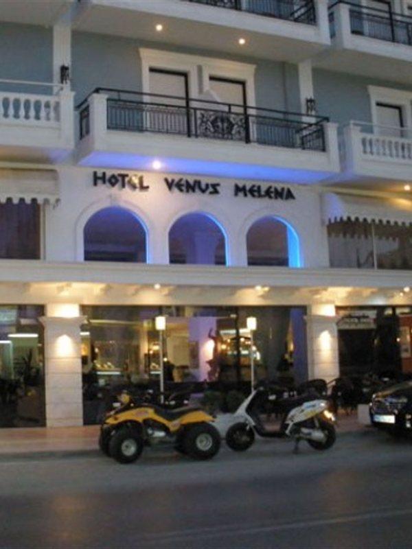 Venus Melena 3*