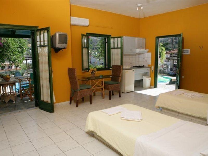 Aquarius Exclusive - Breakfast And Meal Included 3* Heraklion (Crete)