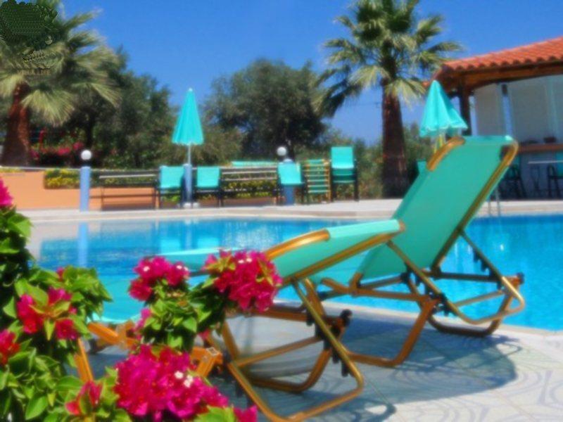Life * Agia Marina (Crete)