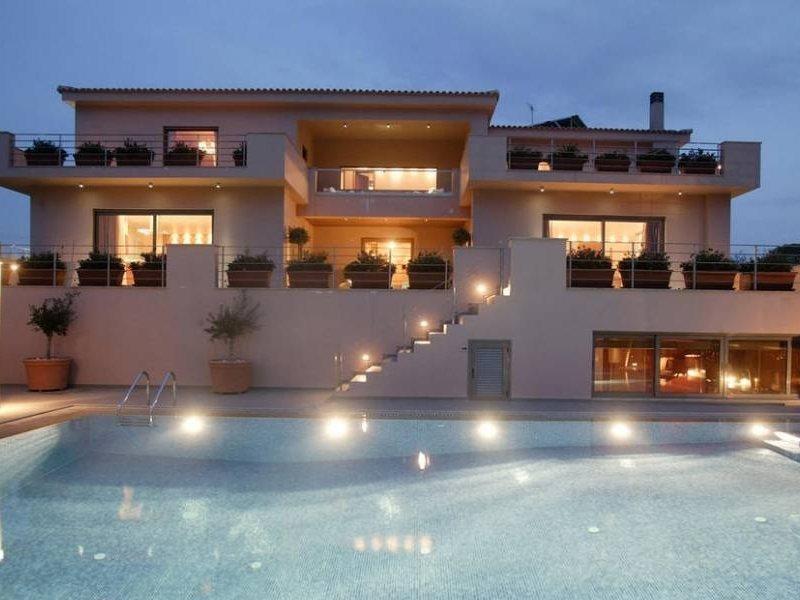 Life Apartment Agia Marina (Crete)