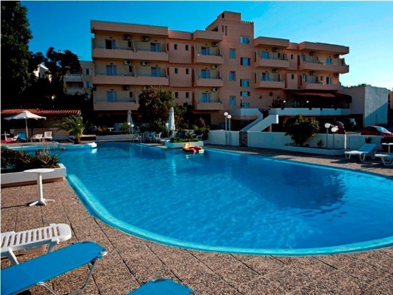 Albatross Hotel Maleme (Crete)